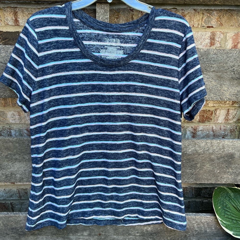Womens XL striped t shirt blue stripes